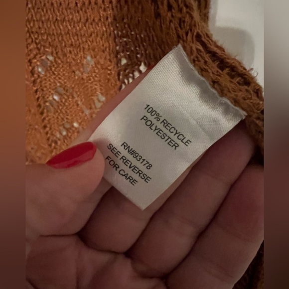 Chelsea and Theadore long crocheted sweater size XS (SW102) - Picture 3 of 5